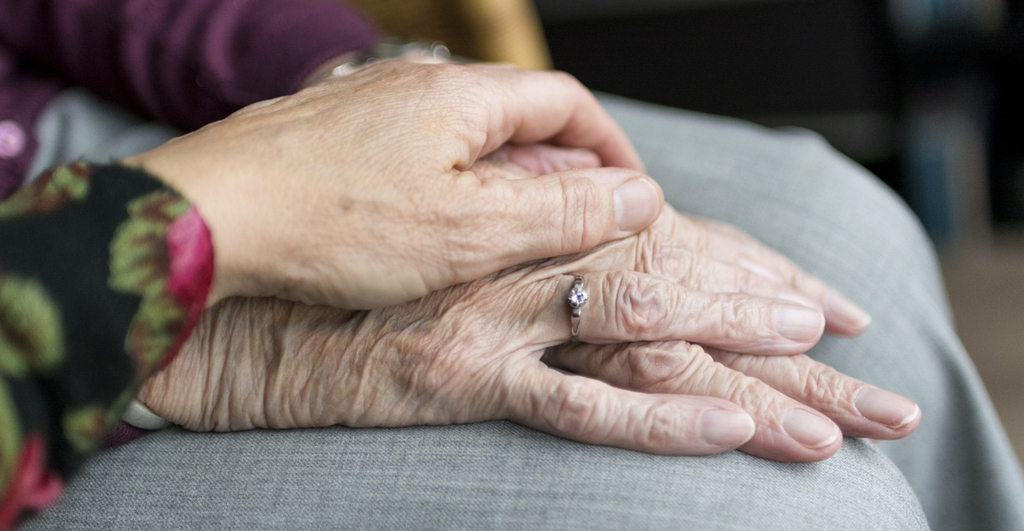 Précarité vulnérabilité étude sociologique perte d'autonomie vieillesse maintien à domicile France